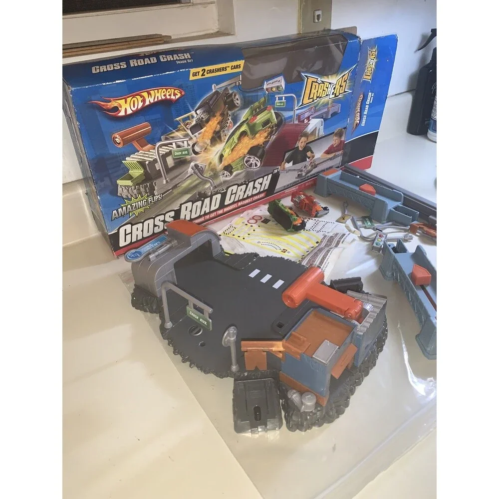 Hot Wheels this crossroads